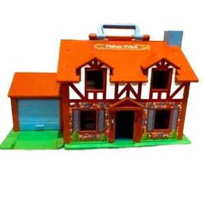 Vintage fisher price dollhouse